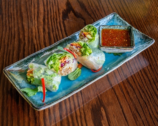 SUMMER ROLL
